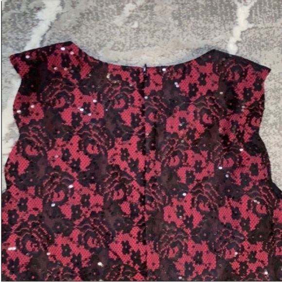 Anne Klein Red & Black Lace Sheath Dress Size 8 – New Without Tags - Picture 4 of 8